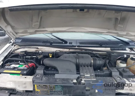 2005 Ford E-250 Commercial/Recreational z USA, uszkodzony, nr VIN 1FTNE24L35HA62847